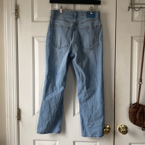 Abercrombie Ankle Straight Ultra High-Rise Jeans - Picture 3 of 4